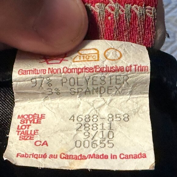 Classique Collections Black Skirt - Picture 4 of 4